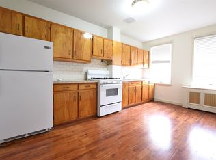 263 Powers St #3A, Brooklyn, NY 11211