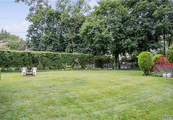 3rd image of 16 Colvin Dr