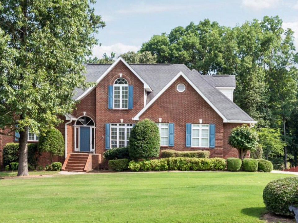 Front View of Home