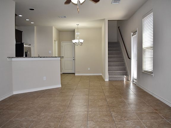 5th image of 4916 Stray Creek Ln