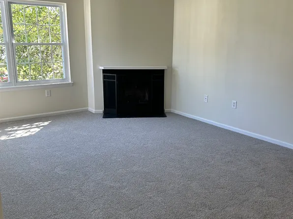 91 Driftwood Ct, Absecon, NJ 08205