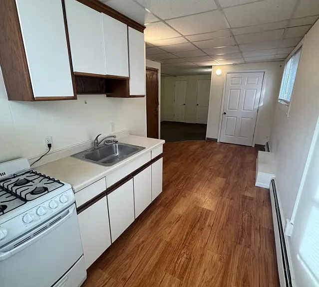 2082 Como Ave — Photo 22