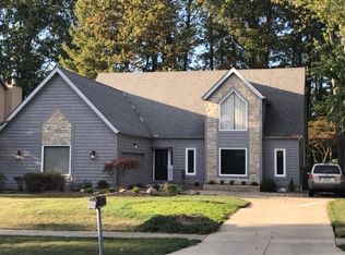 29744 Hilliard Oak Ln, Westlake, OH