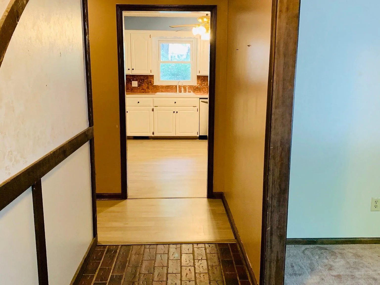 3 bed, 2.5 bath, 1851 sqft, $1,850 — Photo 4