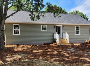 613 Magnolia Rd, Roanoke, VA 24019