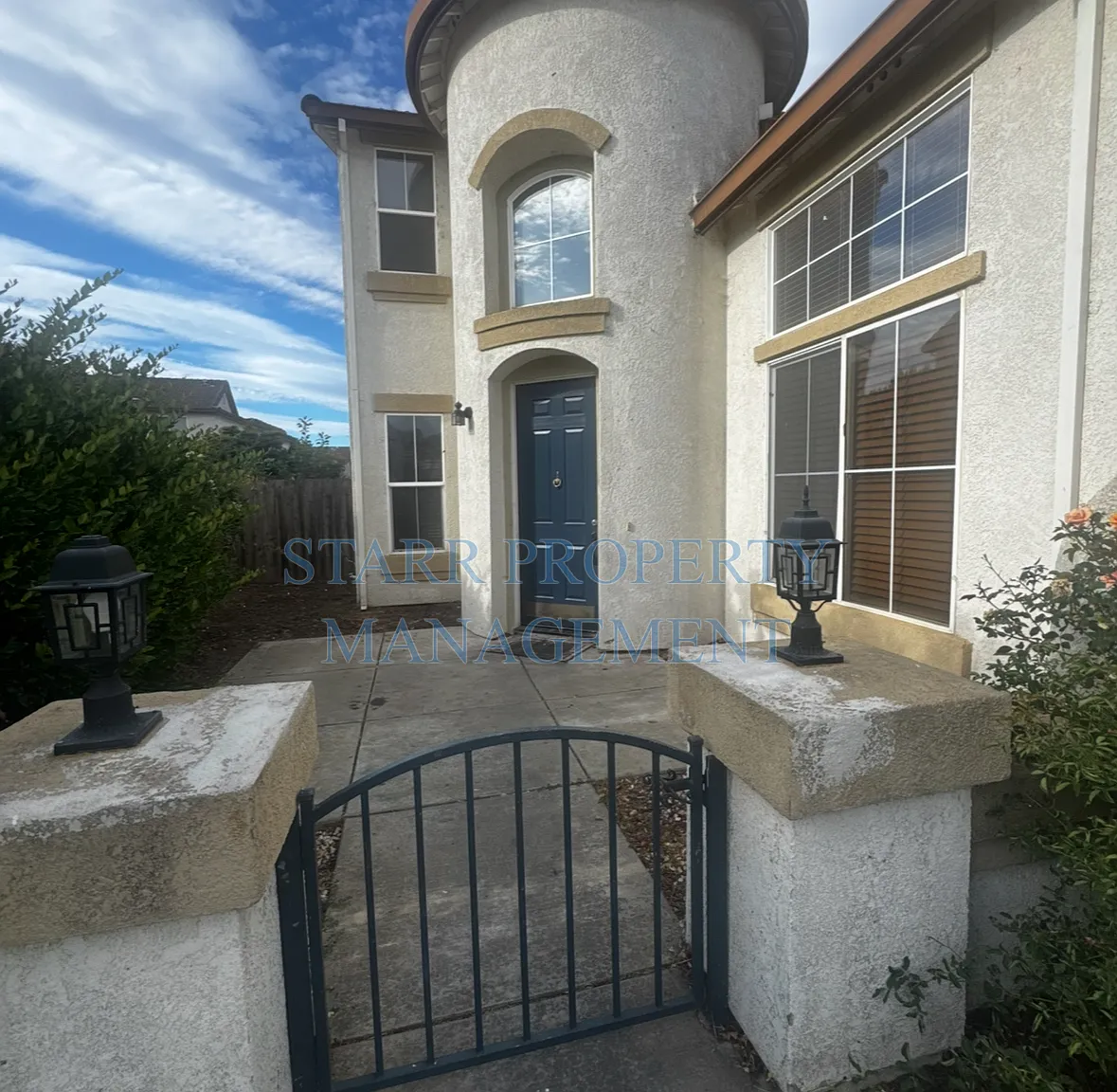 4 bed, 2.5 bath, 2780 sqft, $2,750 — Photo 2