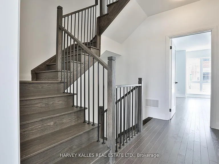 204 Atkinson Ave — Photo 30