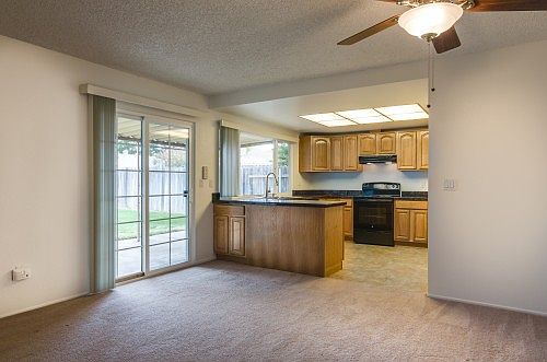 3rd image of 10048 Briantown Ct