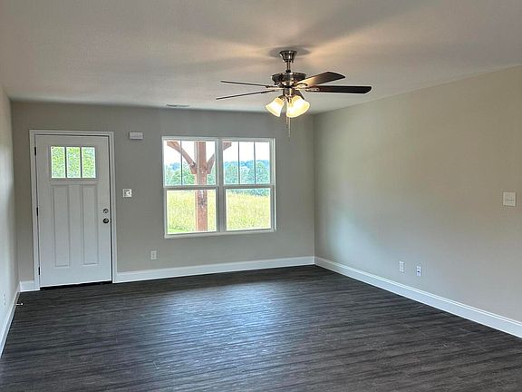 3rd image of 113 Magnolia Way
