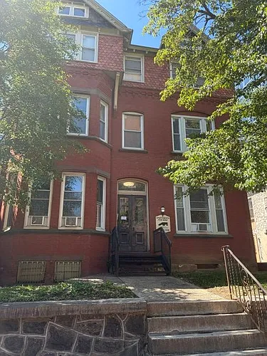 3318 Arch St Photo 1