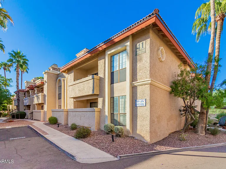 10410 N Cave Creek Rd #1011 — Photo 1