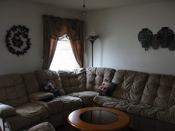 4th image of 812 Seacrest Ln