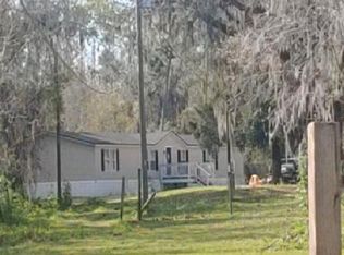5466 Blue Hole Rd, Macclenny, FL 32063