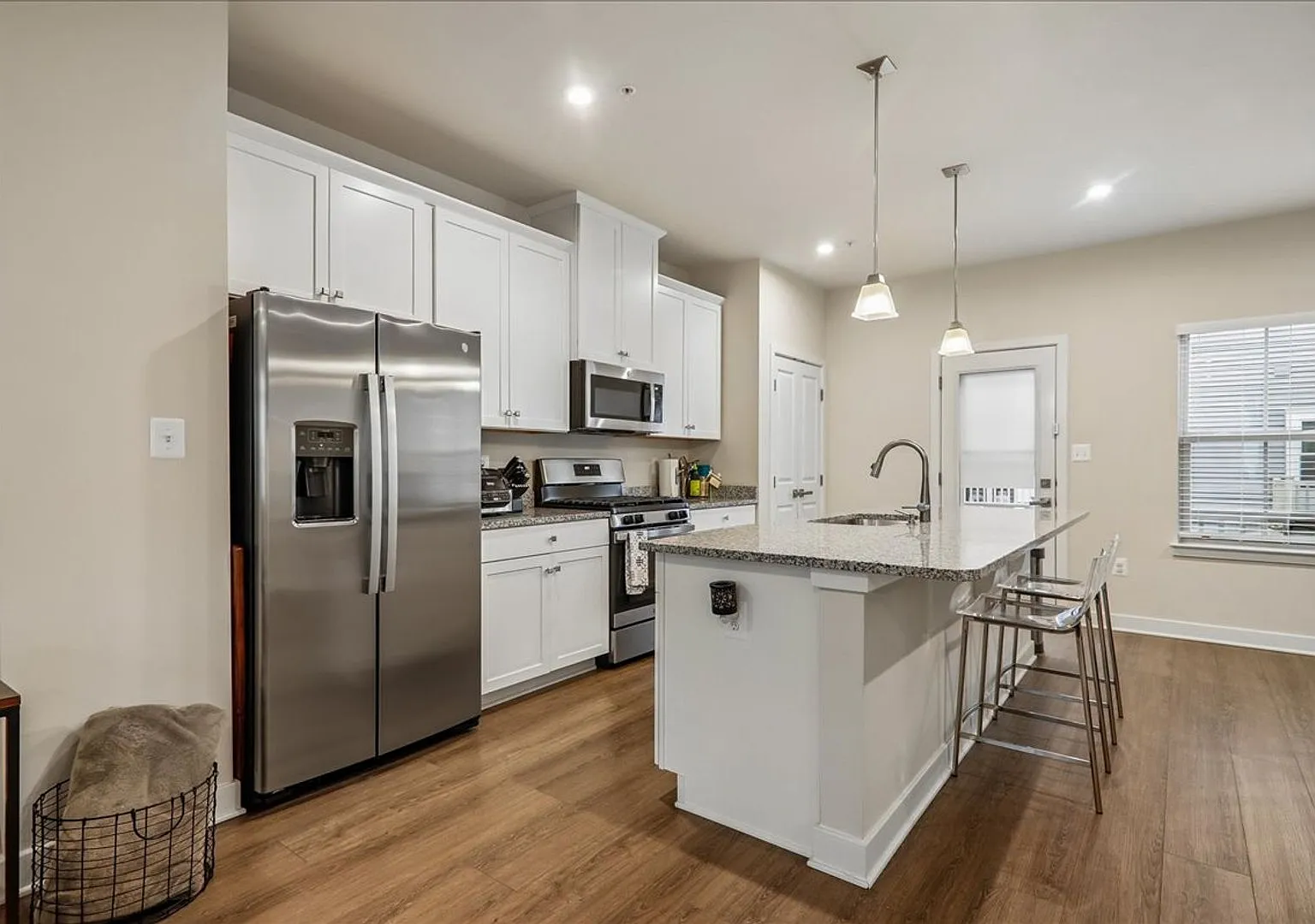 Spacious & Upgraded 4-Bedroom Home | 2,924 Sq. Ft. | Flexible Living Space | EV-Ready 2-Car Garage — Photo 4