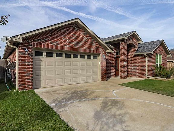2nd image of 2035 Eden Dr