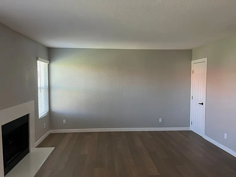 Corona Pointe Resort — Photo 209