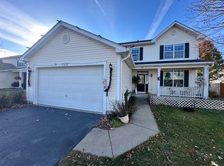 1313 Roth Dr, Joliet, IL 60431