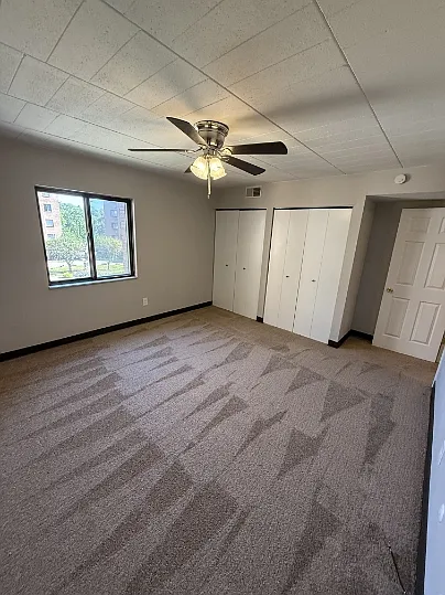 Wellington Square Apartments — Photo 30