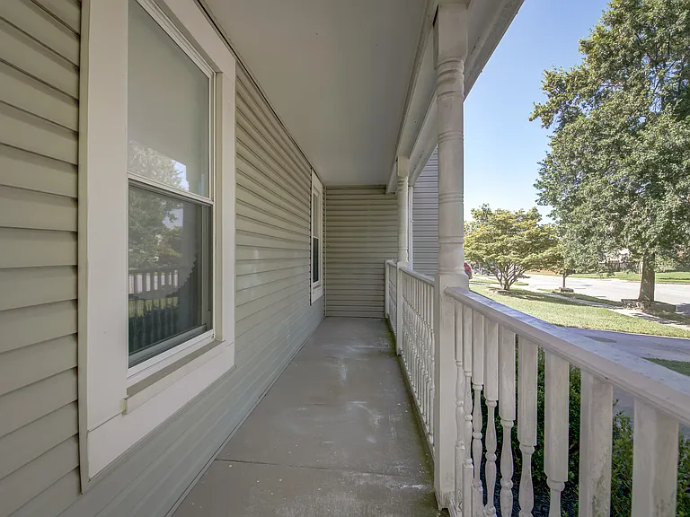 13907 Concord Ave — Photo 53