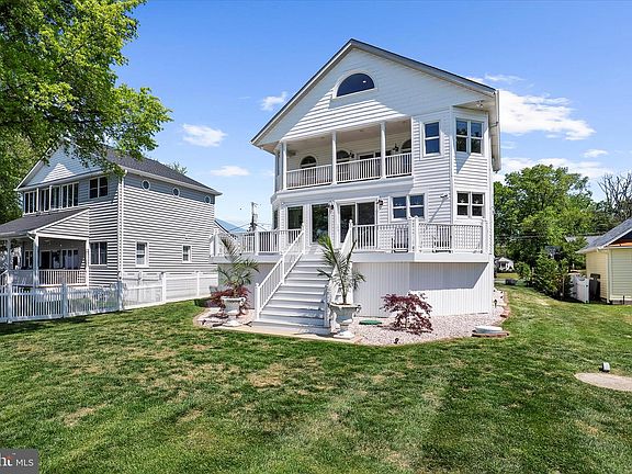 3rd image of 7526 Rock Creek Way
