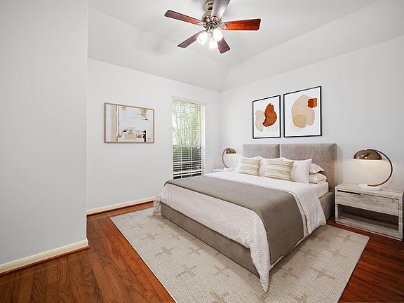 5th image of 902 W Palmcrest Ct