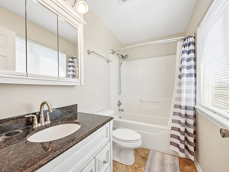 673 Fountainview Dr #673 — Photo 19