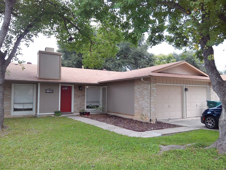 1st image of 7725 Hunter Oaks St