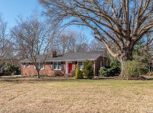 1707 Rozwood Dr, Charlotte, NC 28216