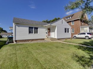 2240 Highland Park Ave, Fort Dodge, IA 50501