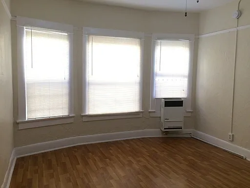 131 N Alvarado St — Photo 16