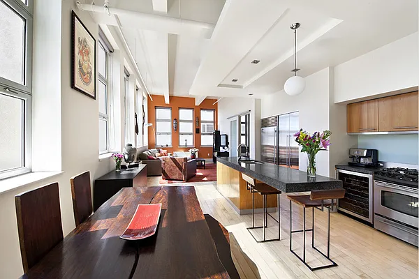 Sold by Stribling | media 3