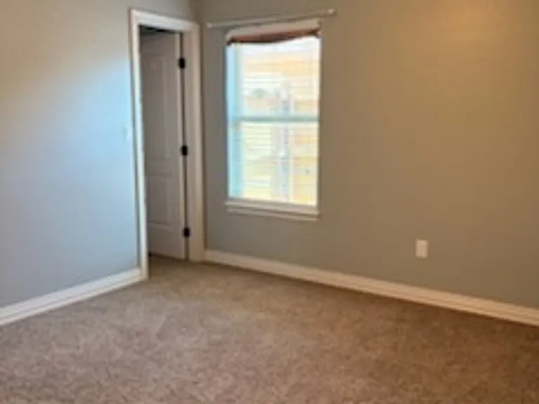 733 Benelli Dr — Photo 14