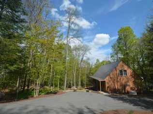 96 Greensward Dr, Grantham, NH 03753