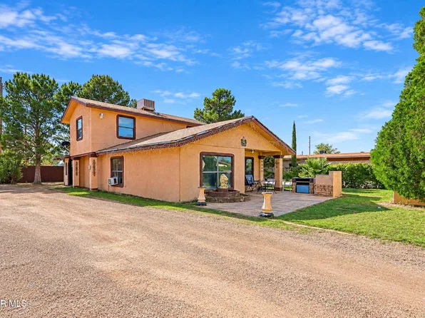 230 NW H Ave, Fabens, TX 79838