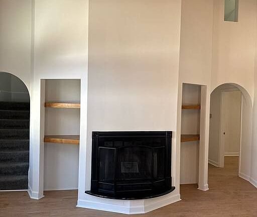 5th image of 17 Hillside Ave #17A