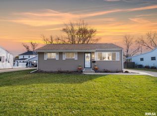 320 Kaskaskia Rd, Marquette Heights, IL 61554