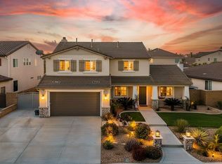 14333 Wolfhound St, Corona, CA 92880