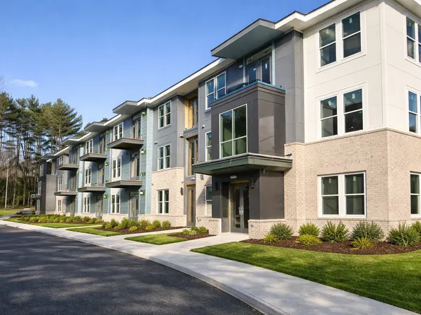 Lakeshore Villas