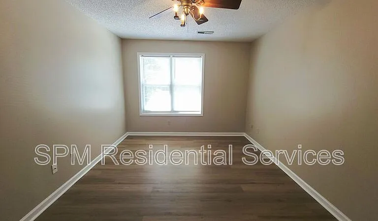 5150 Lampost Cir — Photo 18