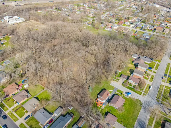 14301 Hamlin Ave, Midlothian, IL 60445