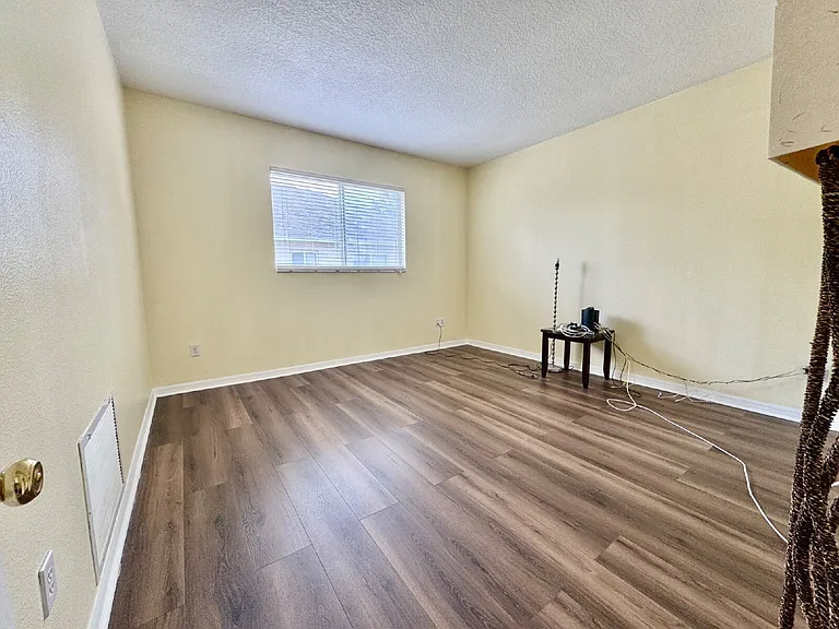 11106 Kempton Vista Dr — Photo 26