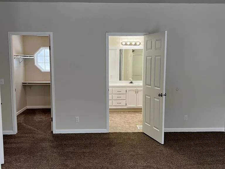 3253 W Hills Rd #B — Photo 19