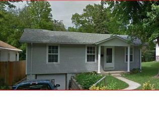 3226 Oakwood Ave, Alton, IL 62002