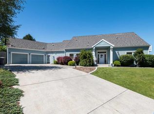 1201 Adair Dr, Richland, WA