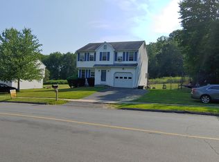 7 Sunrise Rd, Wolcott, CT 06716