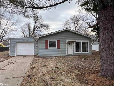 1960 Oakcrest Dr, Hamilton, IL, 62341