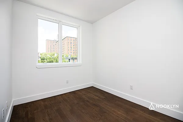 Rented by Nooklyn NYC LLC | media 46