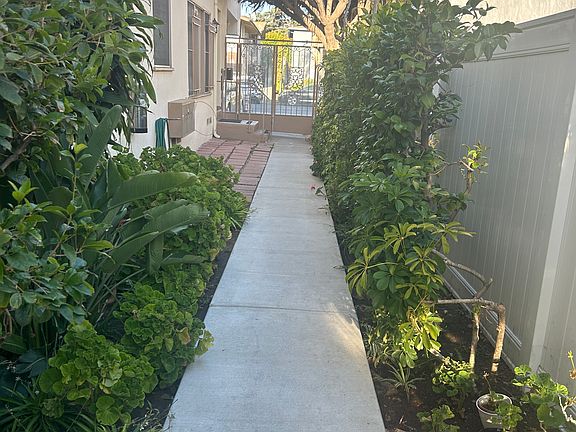 5th image of 1135 S Holt Ave #2