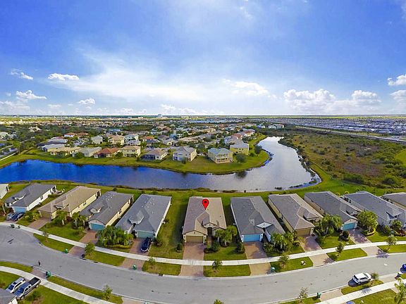 2nd image of 11289 SW Lake Park Dr