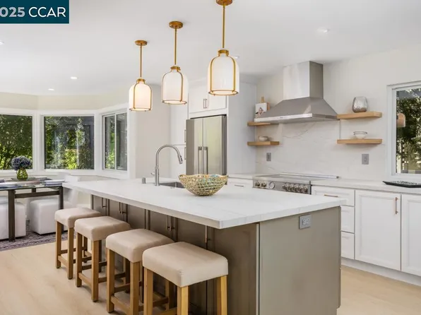 644 Terra California Dr APT 4, Walnut Creek, CA 94595